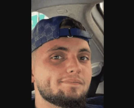 OVO JE MLADIĆ IZ TUTINA KOJI JE POVREĐEN U ŠVAJCARSKOJ – Zadobio teške povrede u požaru u baru: Hitno prebačen u bolnicu u Njemačkoj