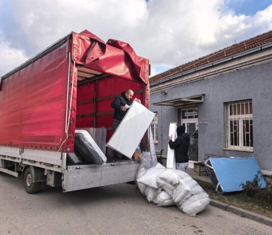 Ženski džemat Arap džamije uručio donaciju Dječijem odeljenju bolnice