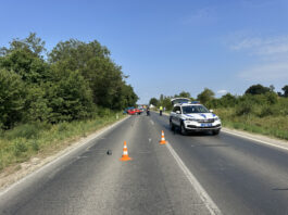 Teška saobraćajna nezgoda u Deževi: Mladić hitno transportovan za Beograd