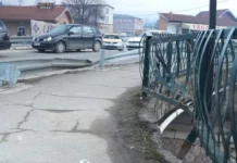 Pazarci zabrinuti: Djeca svakodnevno ovuda prolaze, a neko može da izgubi živu glavu