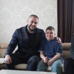 Zukorlić posjetio Anela Selmanovića: Nijedno dijete ne smije ostati bez šanse