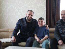 Zukorlić posjetio Anela Selmanovića: Nijedno dijete ne smije ostati bez šanse