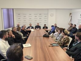 Predsjednik Zukorlić sa funkcionerima stranke u Sjenici – Jačanje stranke i nastavak razvojnih investicija