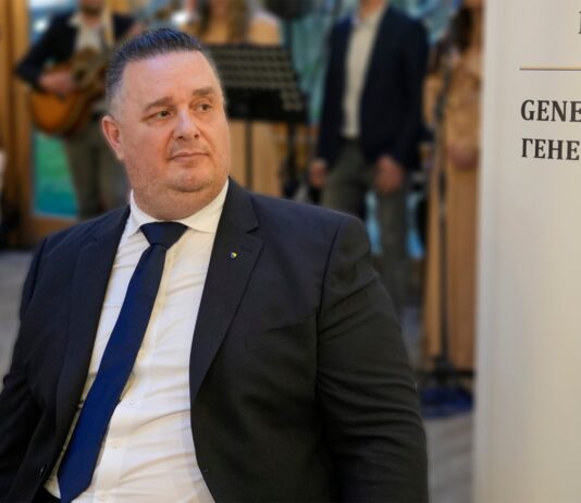 Konzul BiH: Muftija Zukorlić i njegov sin Usame uradili su istu stvar, a da to nisu znali