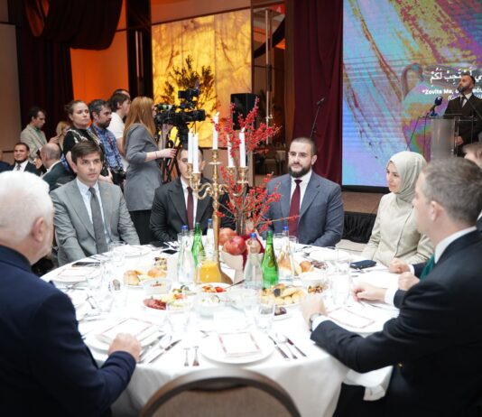 Ministar Zukorlić okupio brojne javne ličnosti na Iftaru Mira u Beogradu