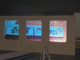 Predstava „22 minuta“: Sjećanje na Štrpce pred publikom u Novom Pazaru i porodicama žrtava