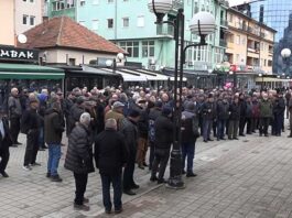 Masovni protest u Rožajama: Penzioneri traže hitno povećanje penzija