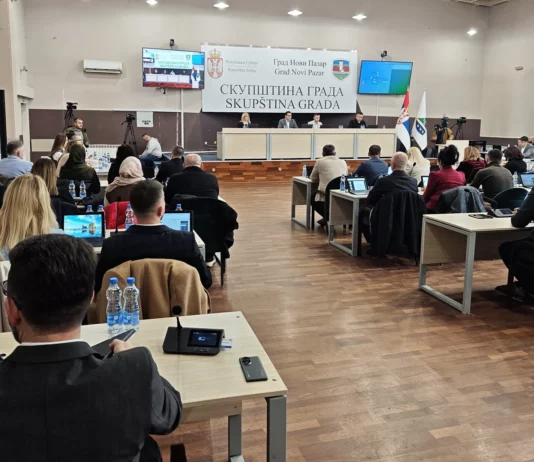 Počela sjednica Skupštine Novog Pazara, prijedlozi opozicije odbijeni