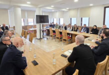 Održan sastanak predsjednika Zukorlića sa funkcionerima stranke u Novom Pazaru