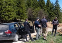 Nastavljene blokade na Rogozni, napadnut građanin