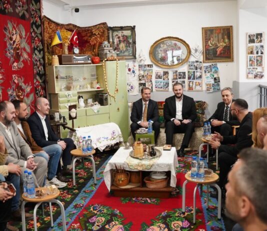 Zukorlić obišao školu „Alija Izetbegović“ u Ljubošu