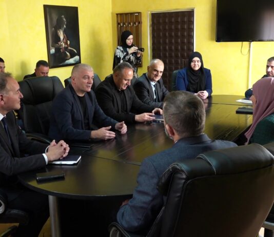 Istina koja se ne može prešutjeti – Priboj dobija bosanski jezik