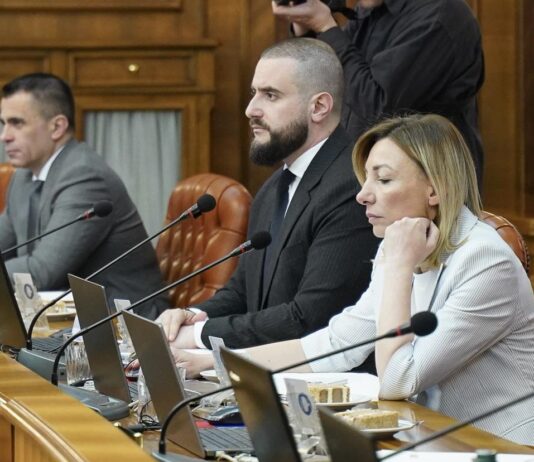 Zukorlić glasao protiv sporazuma Srbije i Izraela: Stav prema Gazi ne mijenjamo