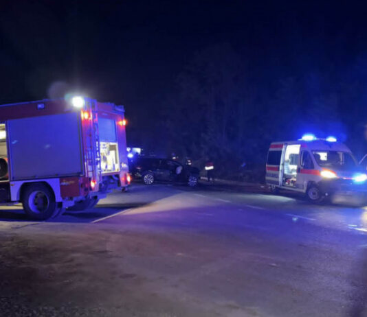 Tri osobe poginule – Stravična nesreća u Novom Pazaru