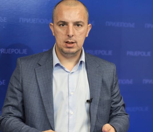Popadić odbacio optužbe Medžlisa: Nema opstrukcije izgradnje džamije