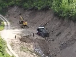 Građani kod Sebečeva snimili zakopavanje otpada sa Rogozne (VIDEO)