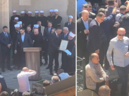 Narod izbojkotovao skup u Altun Alem – Dio funkcionera napustio zbog nepoštovanja mezara rah. Muftije