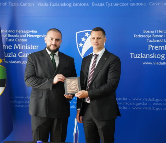 Zukorlić s premijerom Tuzlanskog kantona Halilagićem o jačanju regionalne saradnje